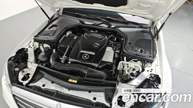 2016 Mercedes-Benz E-클래스 W213
