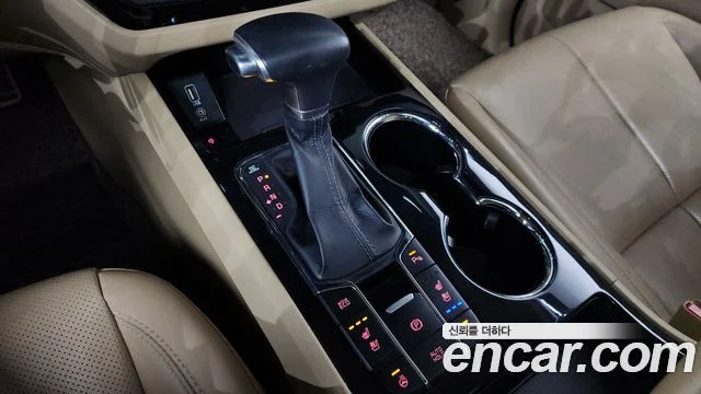 2018 Kia Carnival (New)