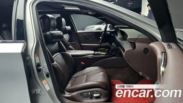 2018 Lexus LS500h 5세대