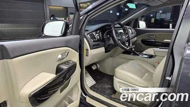 2018 Kia Carnival (New)