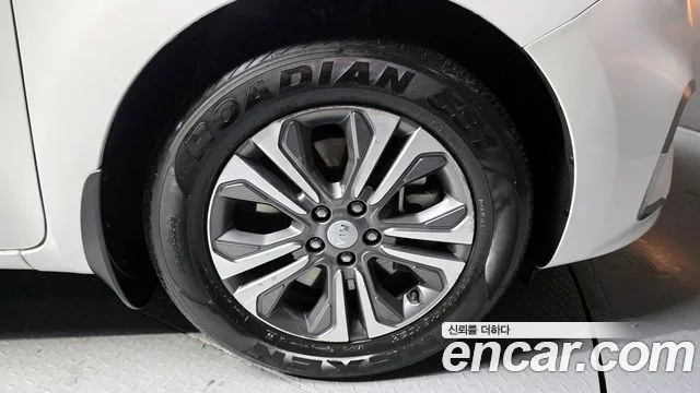 2020 Kia Carnival (New)