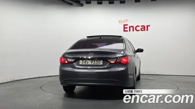 2010 Hyundai YF 쏘나타