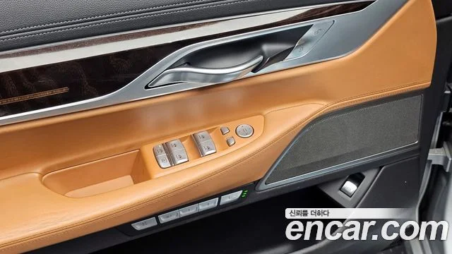 2016 BMW 7 Series (G11)