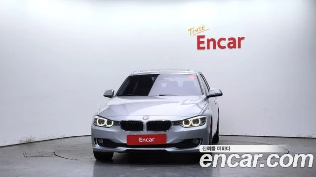 2012 BMW 3 Series (F30)