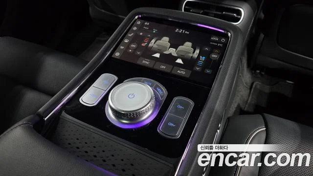 2022 Genesis G90 (RS4)