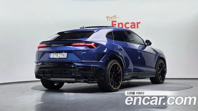 2024 Lamborghini 우루스