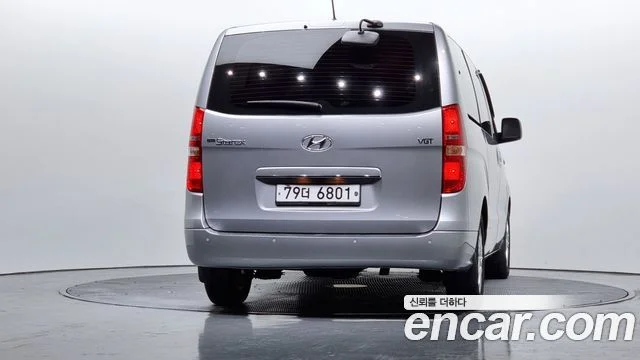 2020 Hyundai Grand Starex (New)