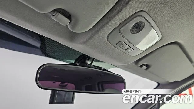 2017 Hyundai Grand Starex