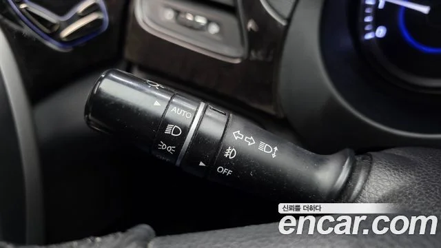 2011 Hyundai Grandeur (HG)