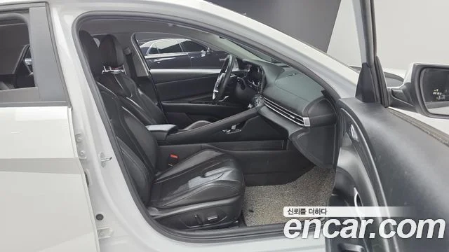 2023 Hyundai Avante (CN7)