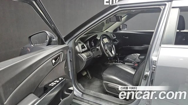 2017 KG Mobility Tivoli Armour