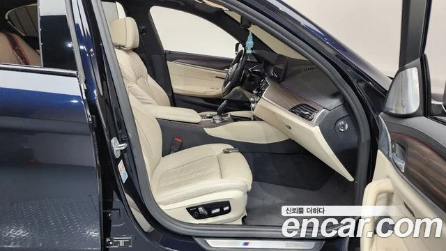 2021 BMW 5 Series (G30)