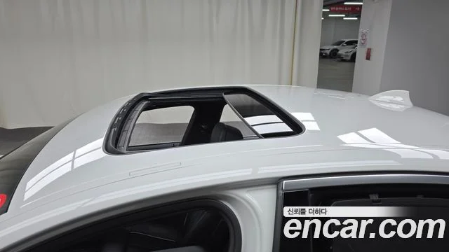 2017 BMW 5 Series (G30)