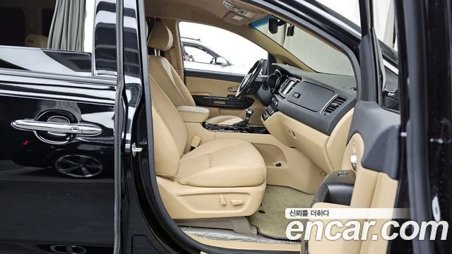 2018 Kia Carnival (New)