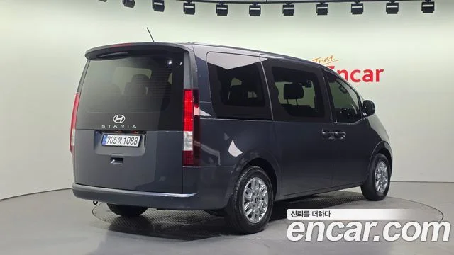 2024 Hyundai Staria