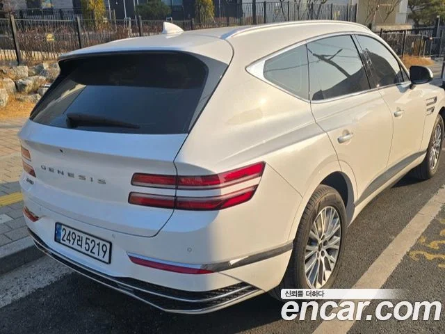 2023 Genesis GV80