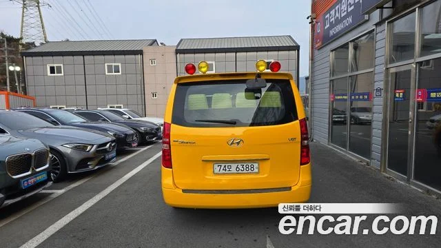 2015 Hyundai Grand Starex