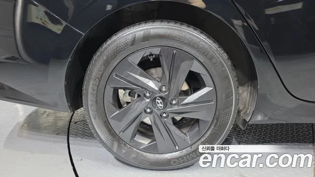 2020 Hyundai Avante Hybrid (CN7)