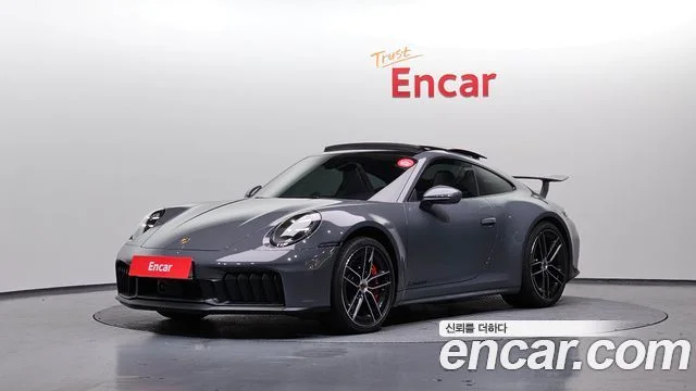 2025 Porsche 911 (992)