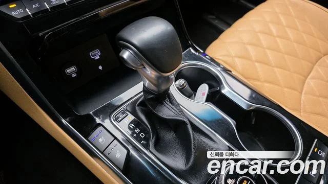 2021 Kia Mohave The Master