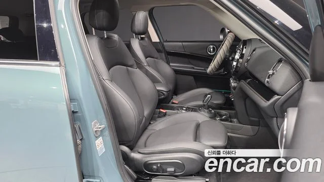 2022 MINI 쿠퍼 컨트리맨