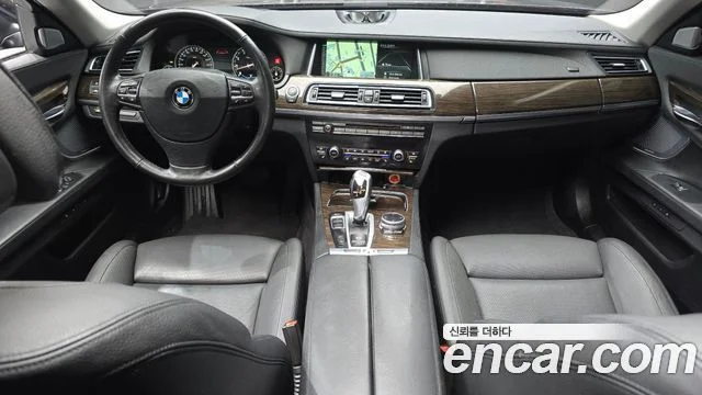 2014 BMW 7 Series (F01)