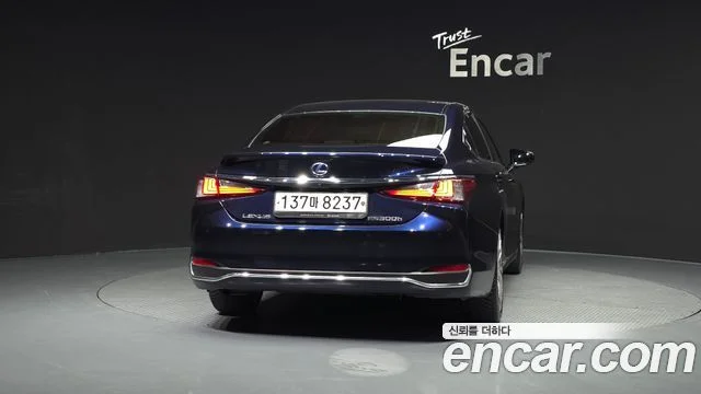 2021 Lexus ES300h 7세대