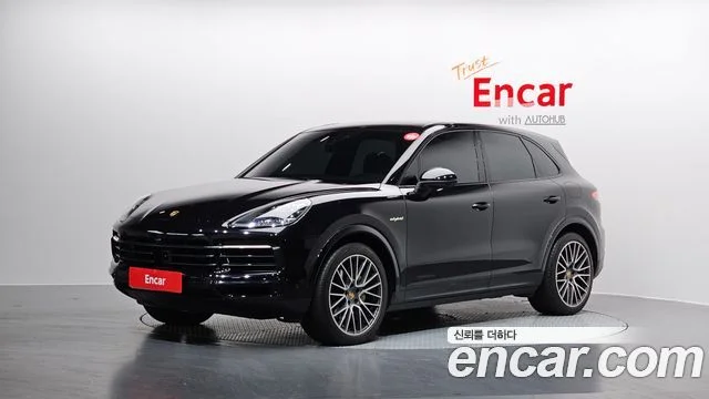 2021 Porsche 카이엔 (PO536)
