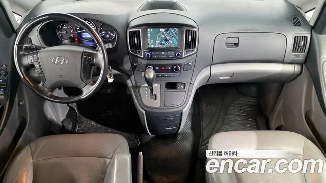 2019 Hyundai Grand Starex (New)