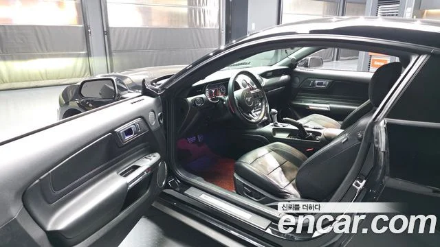 2022 Ford 머스탱