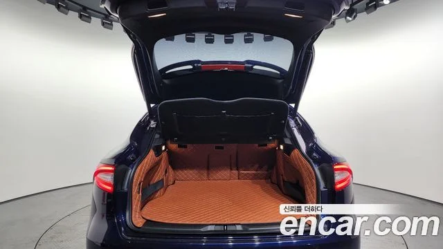 2017 Maserati 르반떼