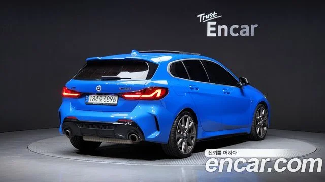 2022 BMW 1 Series (F40)