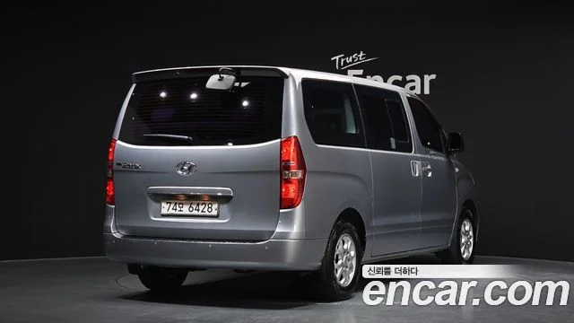 2015 Hyundai Grand Starex