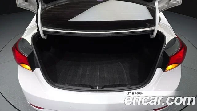 2014 Hyundai Avante (New)