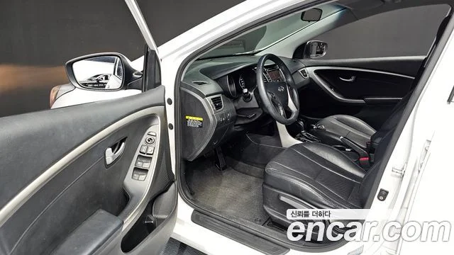 2013 Hyundai i30(신형)