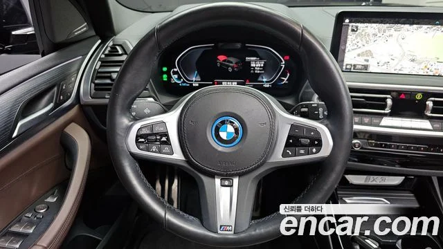2021 BMW iX3