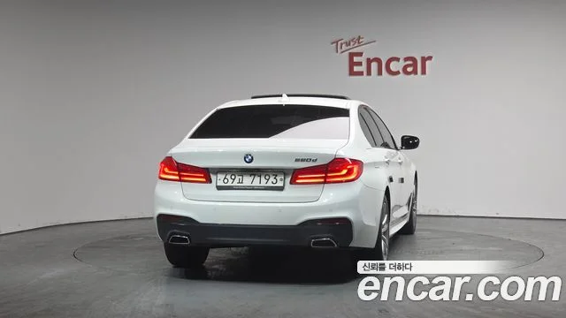 2017 BMW 5 Series (G30)