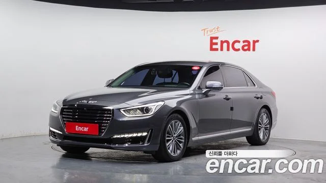 2017 Genesis EQ900