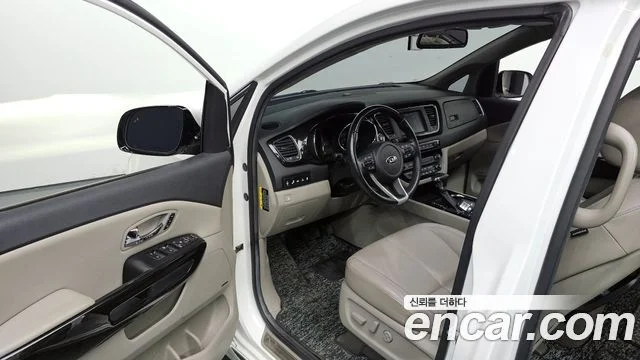 2018 Kia Carnival (New)