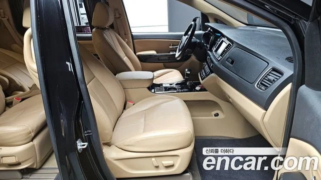 2020 Kia Carnival (New)