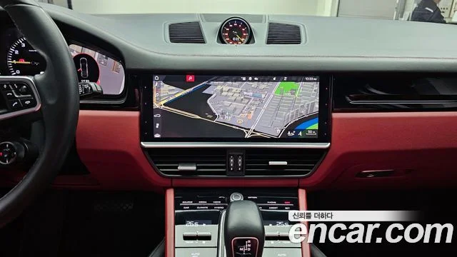 2020 Porsche 카이엔 (PO536)