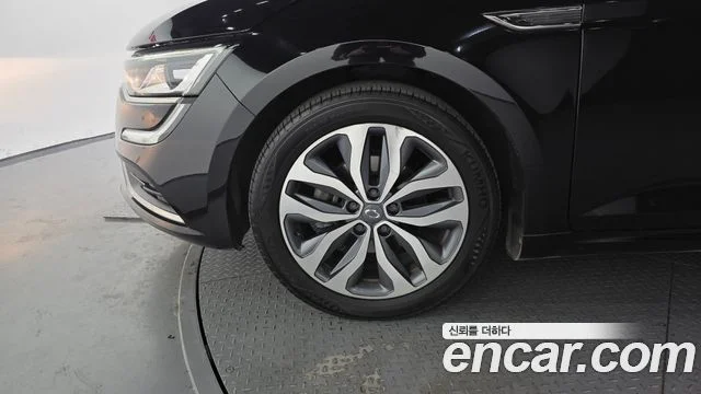 2017 Renault Korea SM6