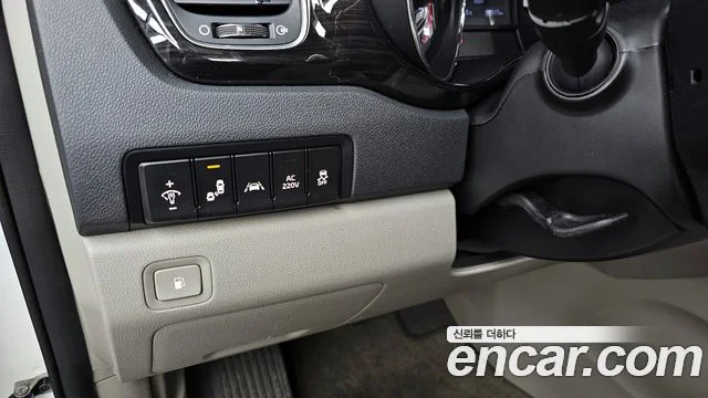 2018 Kia Carnival (New)