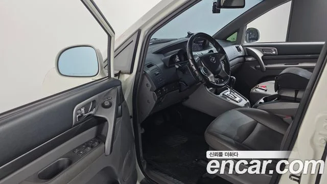 2015 KG Mobility 코란도 투리스모