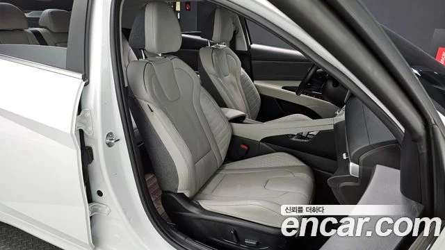 2023 Hyundai 아반떼 하이브리드 (CN7)