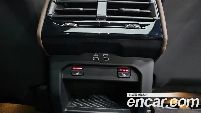 2025 BMW 5 Series (G60)