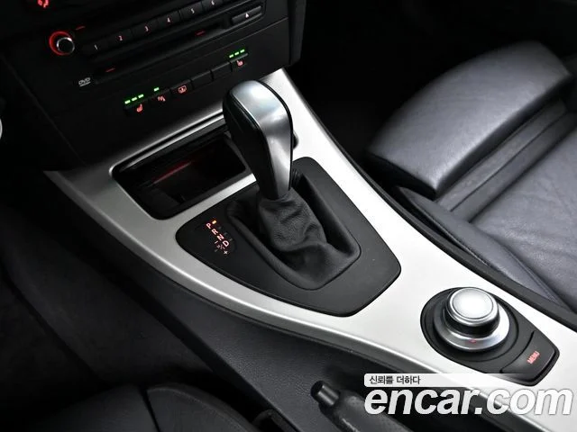 2007 BMW 3 Series (E90)