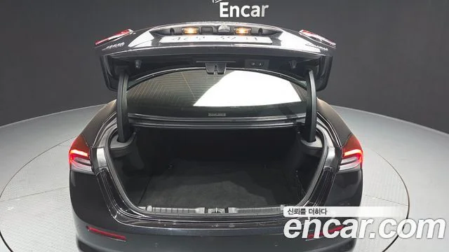 2018 Maserati 기블리