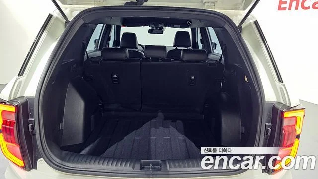 2022 KG Mobility Torres