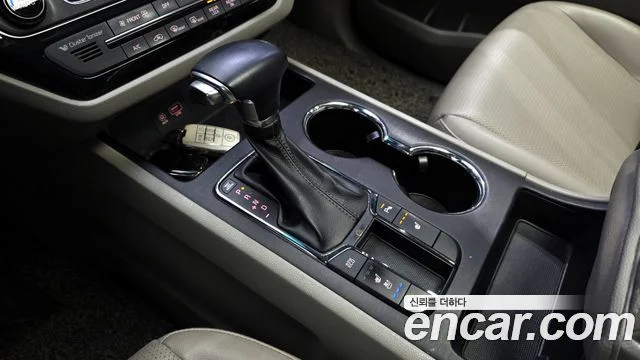 2018 Kia Carnival (New)